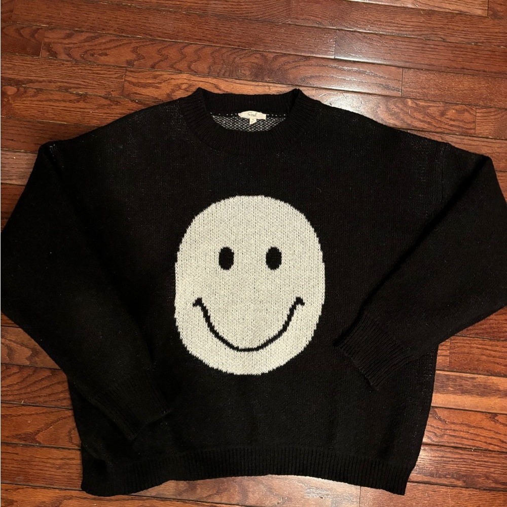 Easel smiley face loose fit sweater in Black M